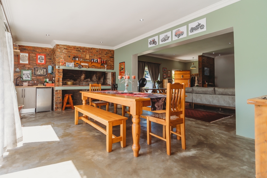 5 Bedroom Property for Sale in Heather Park Western Cape